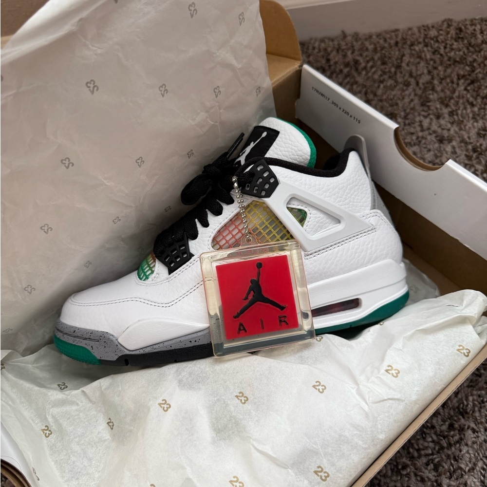 Women’s Jordan Retro 4 Rasta